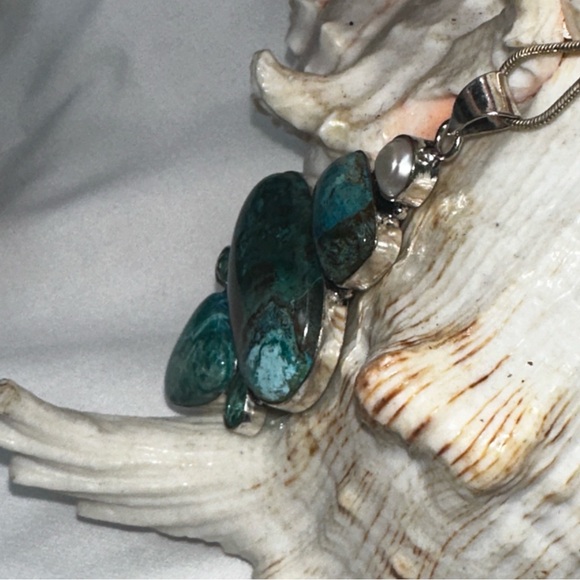 Chrysocolla + Biwa Pearl multi-gem statement   pendant - Picture 2 of 9